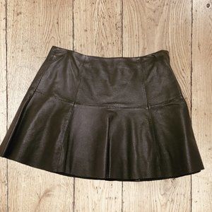 Black Wilsons Leather Maxima side zipper skirt Small